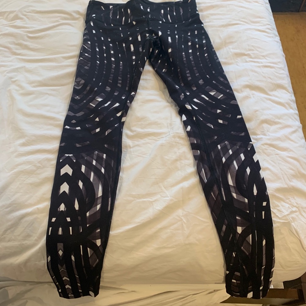 Lululemon Workout Pants - image 2